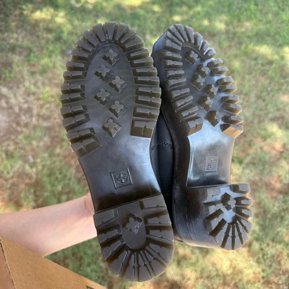 Free People Dr. Martens Rometty Chelsea Boots Size 7, EU 38 $198 - Picture 9 of 11